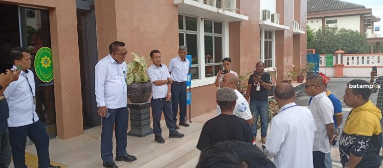 Pemuda NTT Gelar Aksi Damai Kawal Sidang Kasus Kekerasan ART di PN Batam