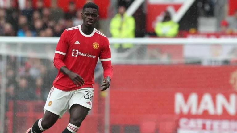 Axel Tuanzebe Gugat Manchester United Rp 22 Miliar