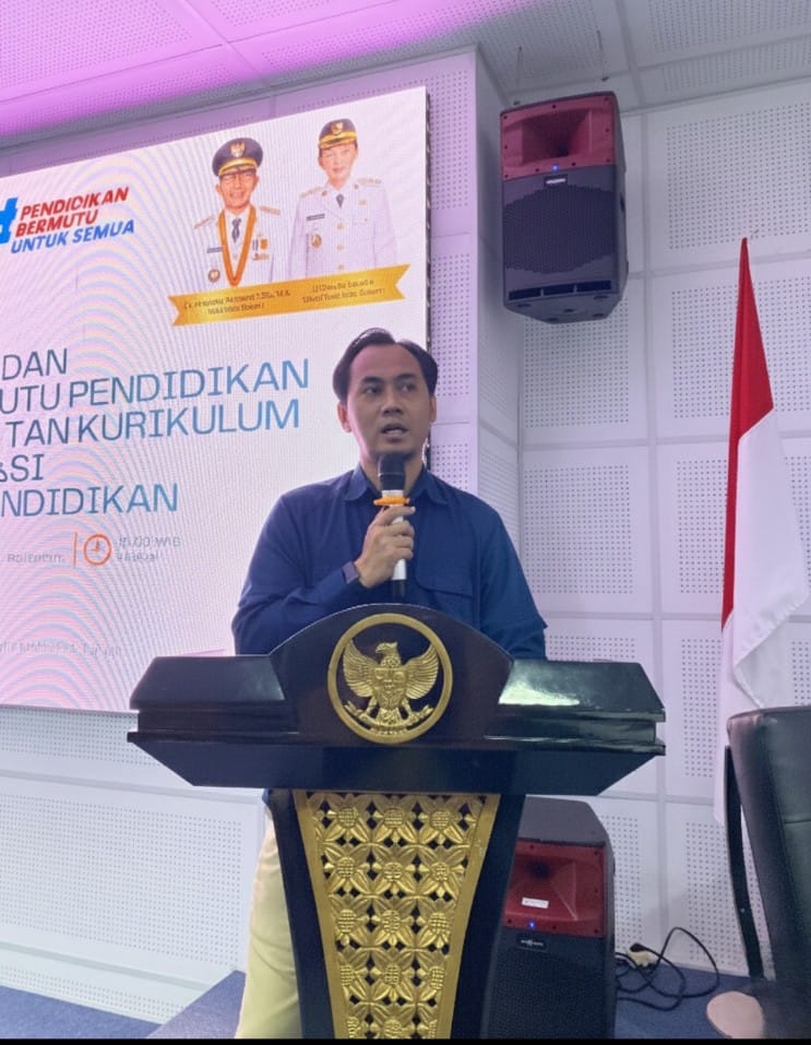 Guru Hebat dan Tantangan Ekosistem Pendidikan Indonesia Masa Kini