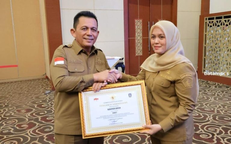 Pemkab Bintan Raih Paritrana Awards 2025, Lindungi 2.769 Pekerja Rentan