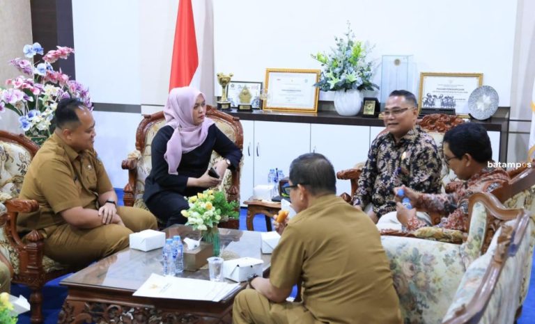 Wabup Deby Tegaskan Pemkab Bintan Siap Wujudkan Keterbukaan Informasi Publik