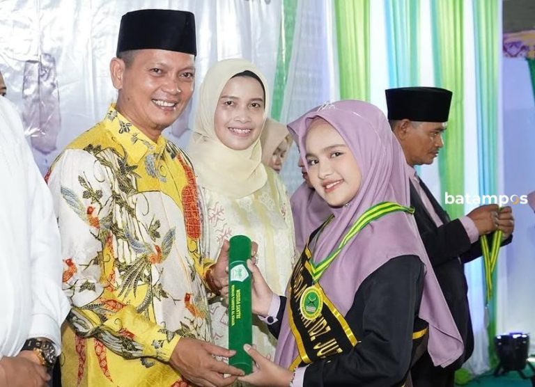 Wabup Anambas Dorong Pesantren Perkuat Pembinaan Akhlak dan Generasi Qurani