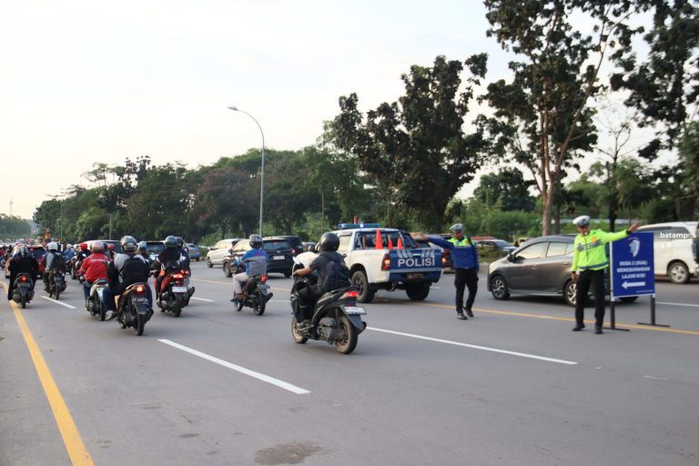Satlantas dan Dishub Batam Kolaborasi Sosialisasi Jalur Kiri untuk Pengendara Motor