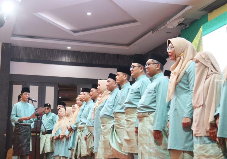 Kerabat Barkad Batam Dilantik, Fadli Targetkan Organisasi Lebih Aktif di Tengah Masyarakat