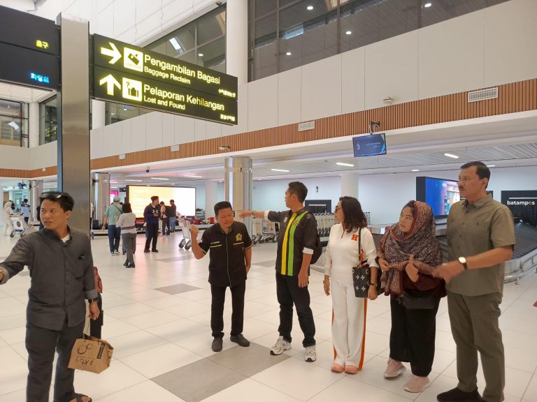 Tim Hotman Paris 911 Tiba di Batam, Siap Kawal Kasus Kematian Dwi Putri Hingga Tuntas