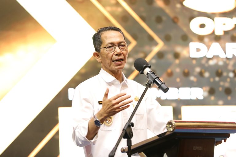 HUT Korpri ke-54 dan PGRI ke-80, Amsakar Tegaskan Peran Guru dan ASN untuk Masa Depan Batam