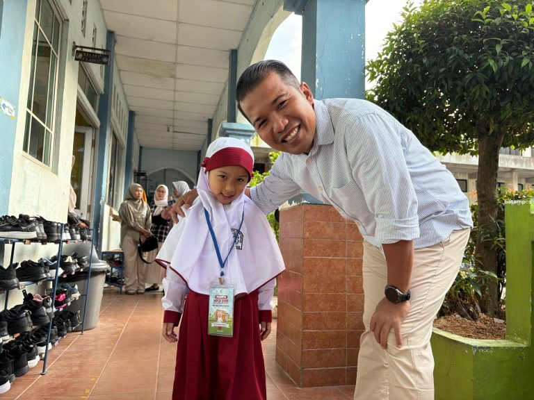 Kabar Gembira, Gubernur Kepri Terbitkan SE Gerakan Mengambil Rapor Bersama Ayah