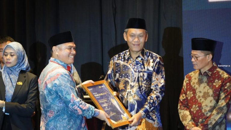 PPID Kanwil Kemenag Kepri Sabet Penghargaan Nasional, Informatif Dalam Pengelolaan Keterbukaan Informasi
