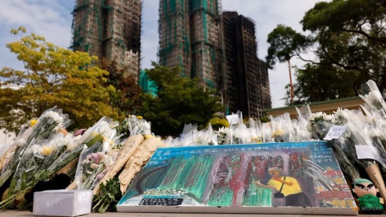 Hong Kong Bentuk Komite Independen Usut Kebakaran Maut di Tujuh Apartemen yang Tewaskan Lebih dari 150 Orang