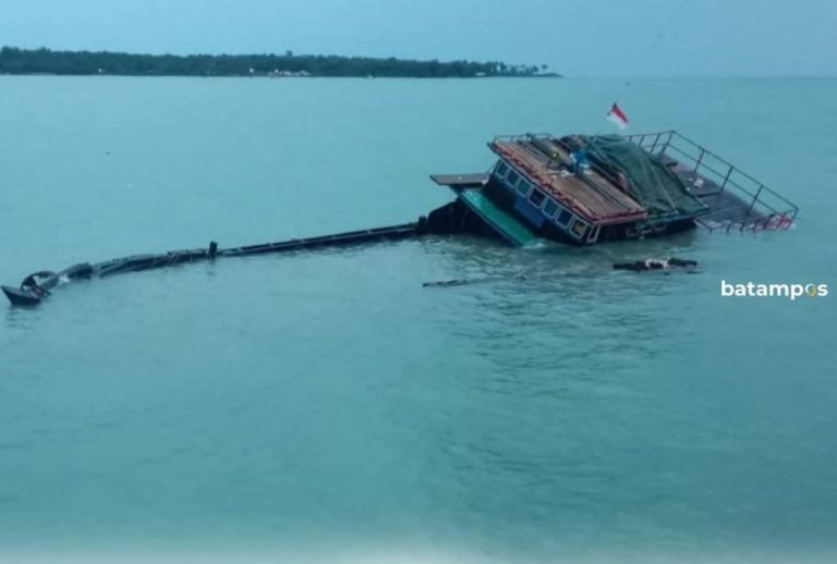 KM Sinar Budi GT 34 Tenggelam di Perairan Dabo Singkep, 6 ABK Selamat