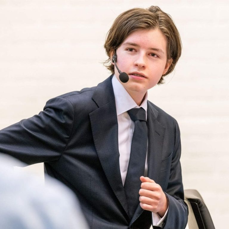 Laurent Simons, Anak Ajaib Belgia Tamat PhD di Usia 15 Tahun, Ini Profilnya