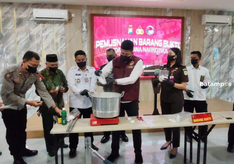 Polres Karimun Musnahkan 1,3 Kg Sabu Jaringan Internasional