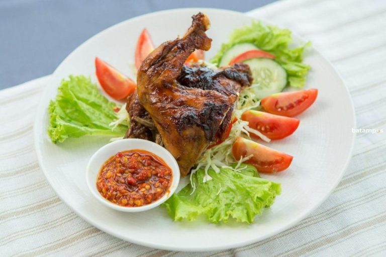 Rekomendasi Ayam Bakar Favorit di Batam, Aromanya Menggoda
