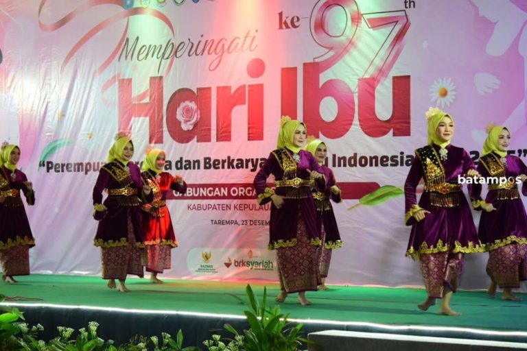 Peringatan Hari Ibu ke-97, Emak-emak di Anambas Tunjukkan Peran Sosial dan Budaya