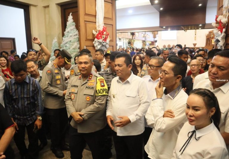 Kapolda dan Gubernur Kepri Pastikan Ibadah Natal di Batam Aman dan Kondusif