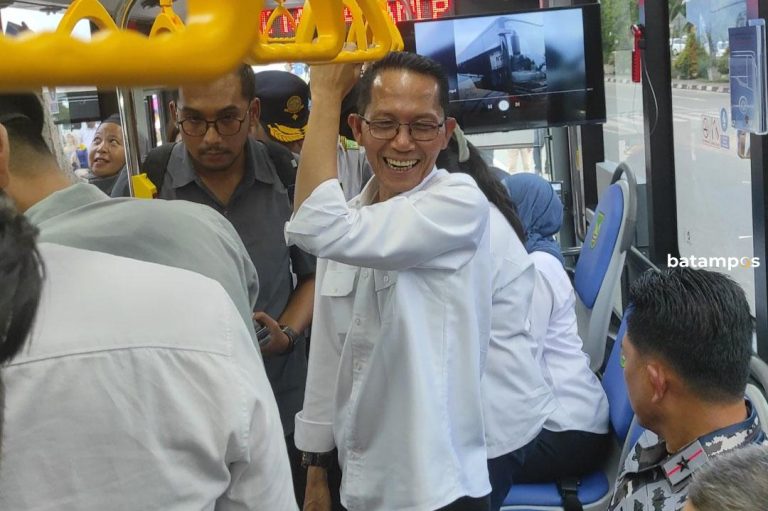 Pemko Batam Segarkan Armada Bus Sekolah, Fokus Kawasan Hinterland