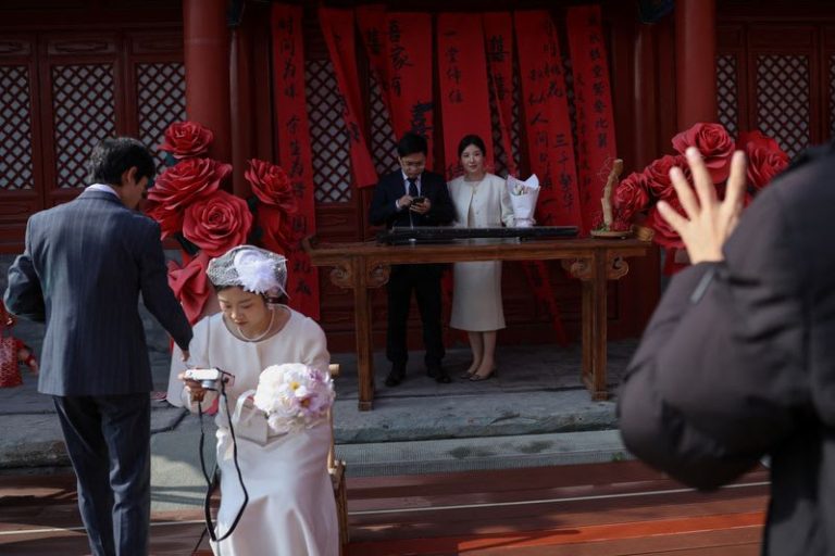 Tiongkok Beri Insentif Nikah, tapi Warganya Tetap Pilih Melajang