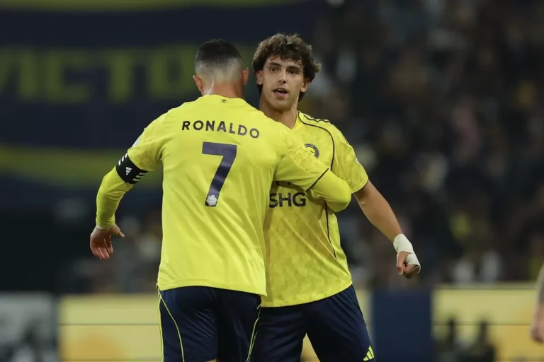 Cristiano Ronaldo Tambah Koleksi Gol, Tinggal 44 Gol Menuju 1.000