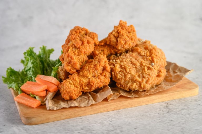 Wajib Coba! 5 Rekomendasi Ayam Goreng Crispy Paling Enak di Batam