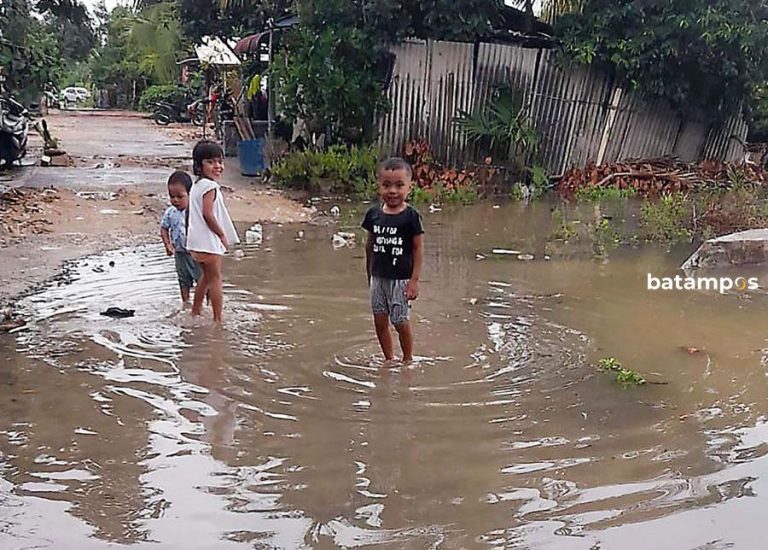 BMKG Keluarkan Peringatan Dini Rob, BPBD Batam Imbau Warga Pesisir Tetap Waspada