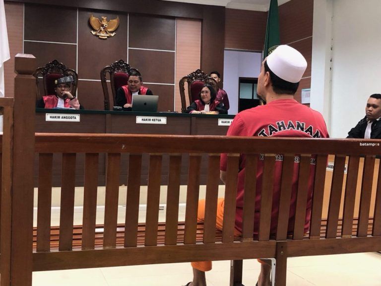 Terdakwa Tipu Ratusan Juta Dituntut 2 Tahun, Korban Penipuan Umrah Minta Vonis yang Adil