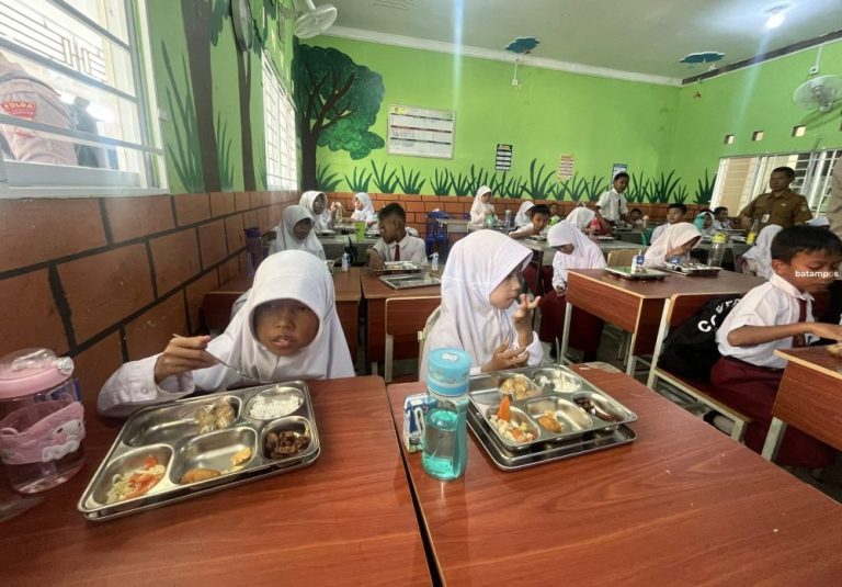 MBG Libur Sekolah di Batam, Door to Door Hanya untuk Balita