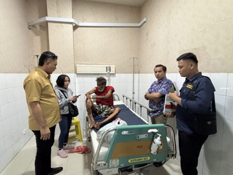 Napi Lansia Asal Singapura Sakit Kritis di Batam, Keluarga Minta Pengampunan Presiden