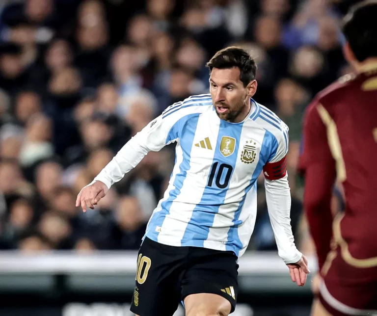 Messi Dinobatkan Atlet Terbaik Abad ke-21