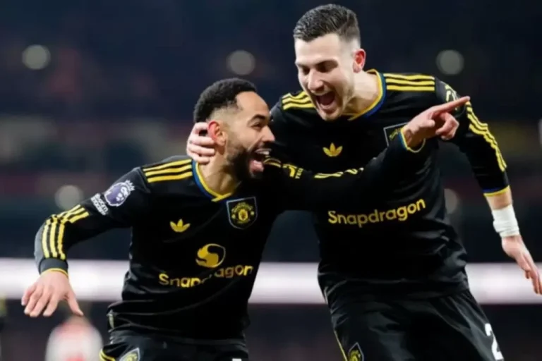 Drama Lima Gol! MU Tumbangkan Arsenal, Cunha Tentukan Kemenangan