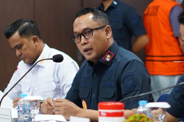 Imigrasi Batam Terbitkan 77 Ribu Paspor Selama 2025, Ada Permohonan yang Ditunda