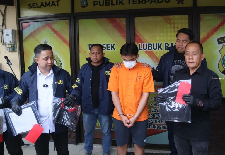 Bunuh Kekasih dengan Mencekik, Cium Kening Korban Sebelum Pelaku Kabur