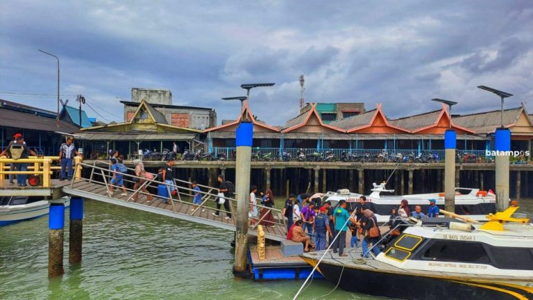 Cuaca Buruk, Rute Speedboat Tanjunguban-Telagapunggur Dialihkan Lewat Pulau Ngenang