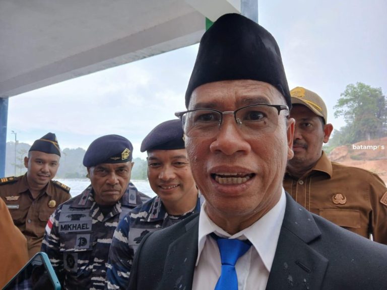 Bupati Anambas Minta ASN Tak Takut Mutasi, Fokus Bekerja Profesional