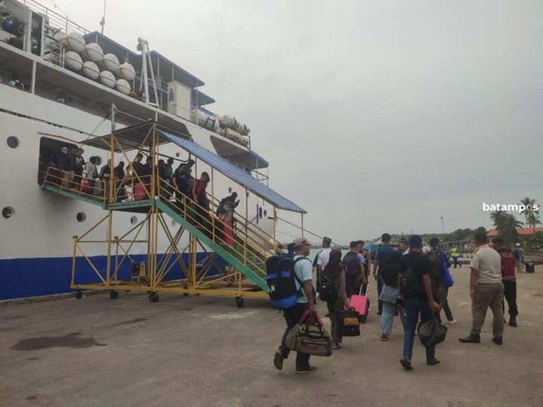 Tiket KM Bukit Raya dari Kijang Tujuan Anambas-Natuna Ludes Terjual