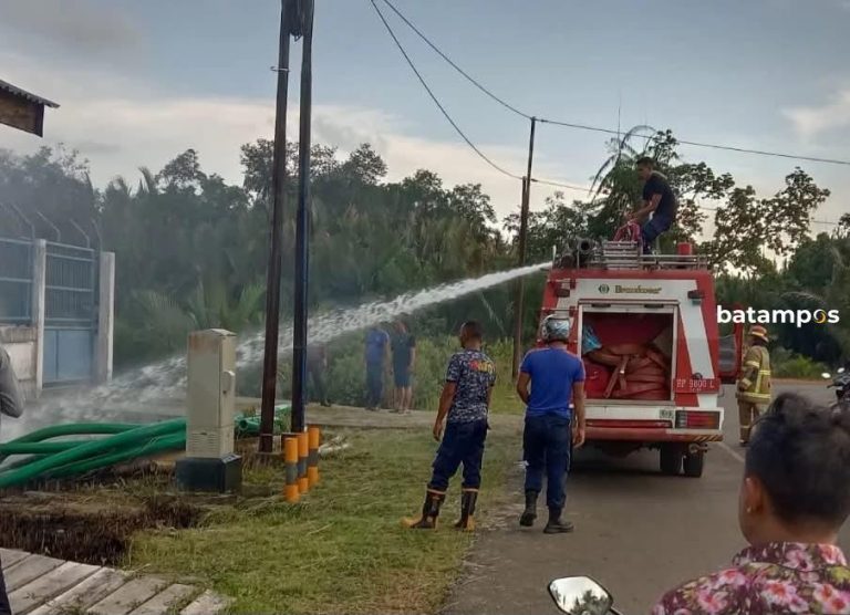 Sasis Rusak, Mobil Damkar Daik Lingga Masuk Bengkel hingga Maret 2026