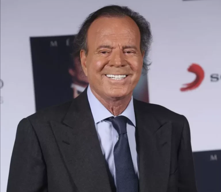 Jaksa Spanyol Hentikan Penyelidikan Dugaan Pelecehan Seksual Julio Iglesias