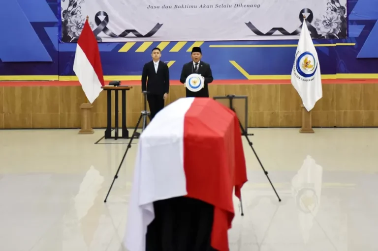 Sempat Pingsan di Upacara Korban ATR 42-500, Menteri KKP Trenggono Kini Stabil