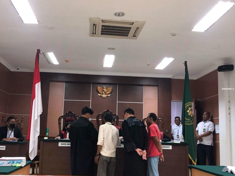 Hanya Diupah Murah, ABK Nekat Angkut 266 Koli Barang Campuran Tanpa Dokumen Resmi