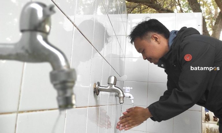 Usai Didemo, Air Mengalir di Tanjung Sengkuang