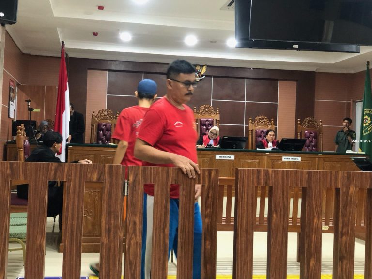 Selundupkan Barang Lewat Jalur Hijau, Koordinator Pengiriman  Divonis  1 Tahun 4 Bulan