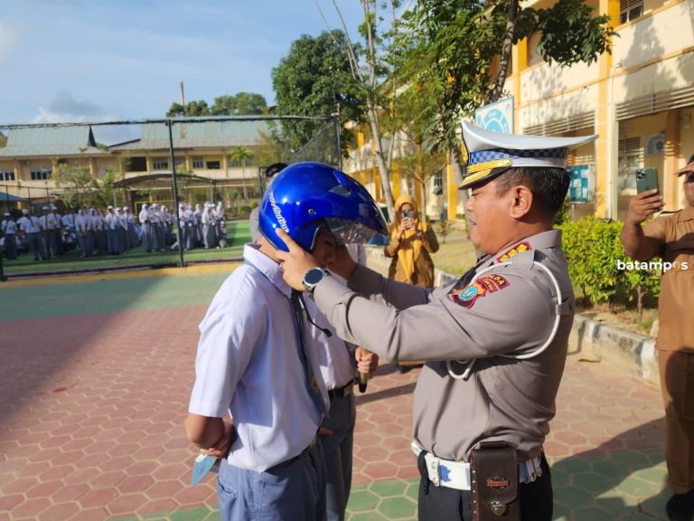 Angka Kecelakaan Tinggi, Polda Kepri Gencarkan Polantas Menyapa, Kali ini di SMKN 6 Batam