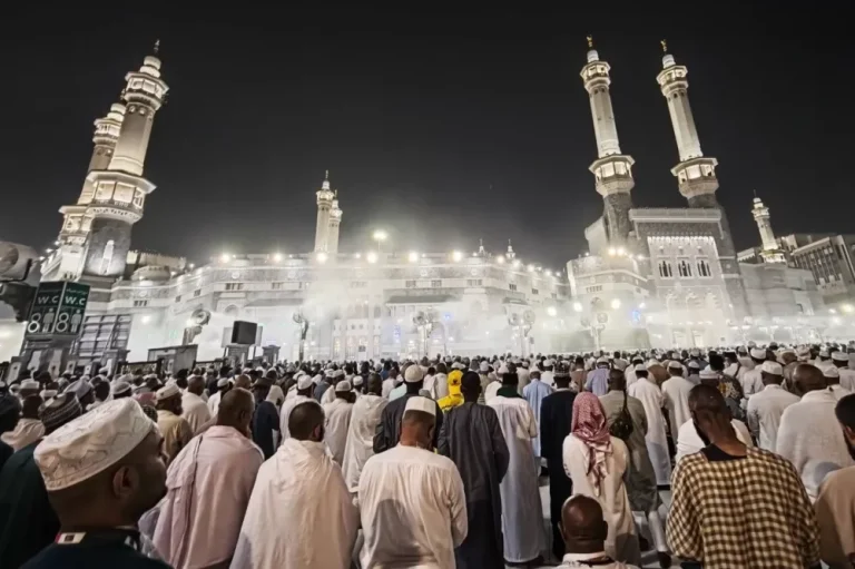 Otoritas Masjidil Haram-Nabawi Luncurkan Sistem Digital Iftar Ramadan