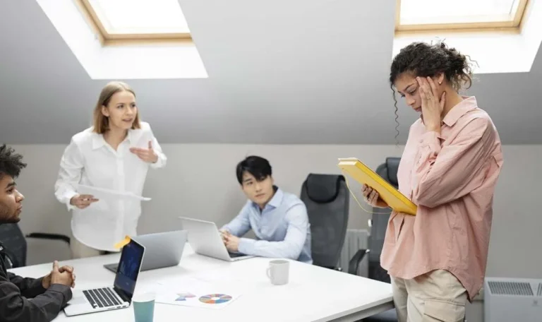 Ini 5 Tanda Rekan Kerja di Kantor Termasuk Orang Toxic