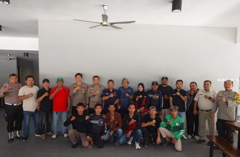 Polsek Batuaji Rangkul Driver Taksi Online Jaga Kamtibmas