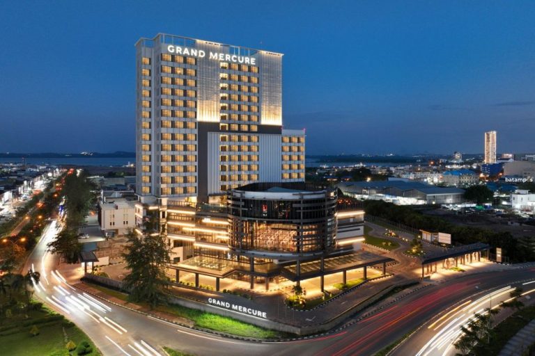 Ramadan Istimewa di Grand Mercure Batam Centre, Buka Puasa Dapat Undian Emas