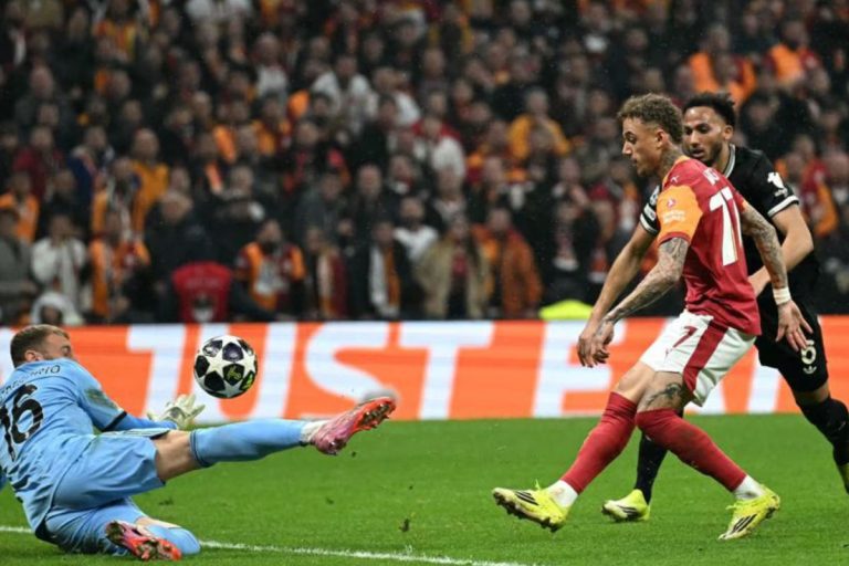 Comeback Brutal Galatasaray, Tumbangkan Juventus 5-2