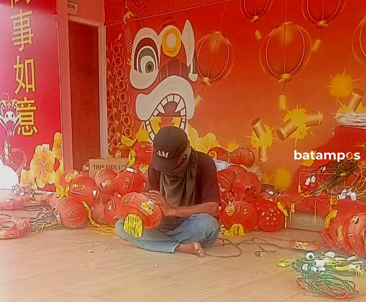 Ribuan Lampion Hiasi Dabo Singkep Sambut Tahun Baru Imlek 2026