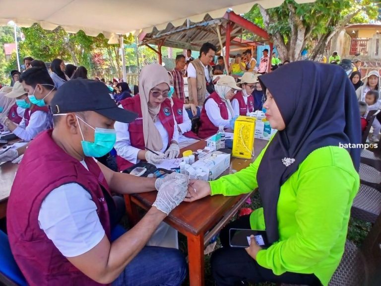 Kolaborasi Pers dan Puskesmas Letung, 80 Warga Anambas Ikuti Pemeriksaan Kesehatan Gratis