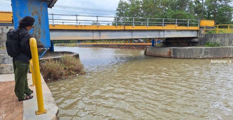 Hujan Deras Naikkan Debit Waduk Sei Jago dan Sei Gesek di Bintan