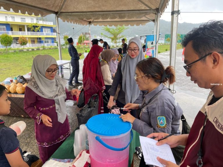 Dinkes Anambas Temukan Pedagang Takjil Pakai Botol Bekas untuk Minuman